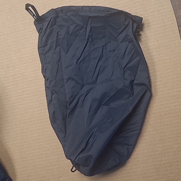 Arc'teryx Thorium Jacket Men's - Black Sapphire, Large - Season 2024 - Picture 10 of 11